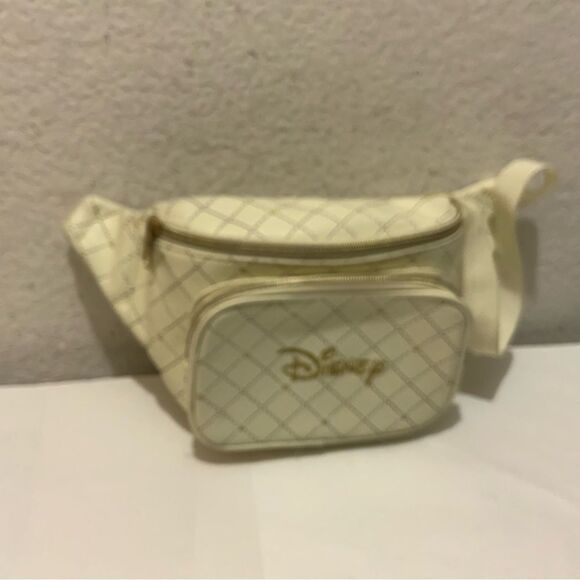 Loungefly Disney Logo Quilted White Cream Fanny Pack - Picture 4 of 10
